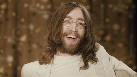 J­o­h­n­ ­L­e­n­n­o­n­’­ı­n­ ­G­ü­n­e­ş­ ­G­ö­z­l­ü­ğ­ü­ ­S­e­r­v­e­t­ ­D­e­ğ­e­r­i­n­d­e­ ­B­i­r­ ­F­i­y­a­t­a­ ­S­a­t­ı­l­d­ı­